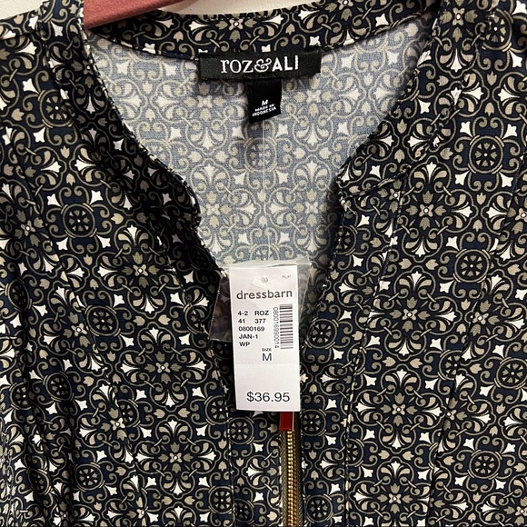 Blouse top - Picture 2 of 6